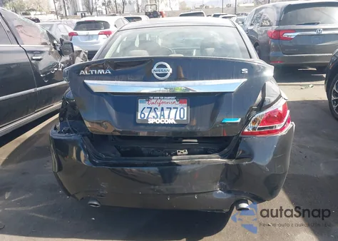 2013 Nissan Altima 2.5 S z USA, uszkodzony, nr VIN 1N4AL3APXDC232351